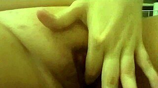 close-up homemade clit rub to wet orgasm