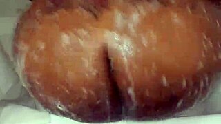 Juiceey Montana's massive ass and tits tease on webcam