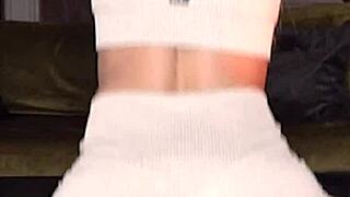 i tried dry humping her narrow yoga ass an then came all over those tight pants oops