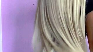 Street-caught Argentinian beauty offers up her rica assets for raw fun