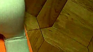 i tried dry humping her narrow yoga ass an then came all over those tight pants oops