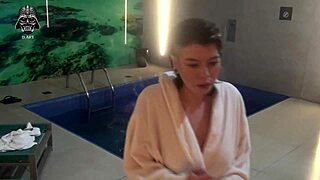 Brazilian blonde bareback threesome with friends in motel pool