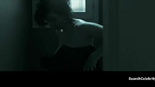 Juliette Binoche's Sexy Nude Milf Boobs and Blowjob