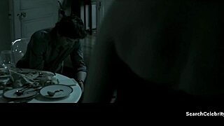 Juliette Binoche's Sexy Nude Milf Boobs and Blowjob