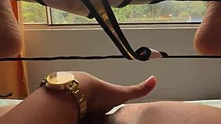 uff this juicy pussy feels amazing fingering while everyone walks by...