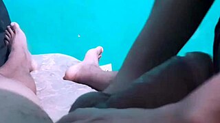 Ex girlfriend massages creamy skin so teasingly good
