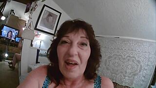 Giantess punishes tiny patrick with her huge ass and heels