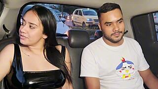 Whoa 😍 this BBW Colombian gives real Ubersex deepthroat in Bucaramanga—Sara films it all!