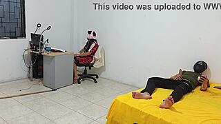 Kinky Stepsis Watches My Intense Solo Session Up Close
