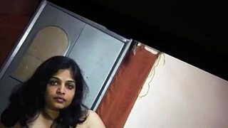 Who's ready for a hot cum tribute on my sexy aunty?