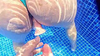 Latina milf big ass takes stranger's huge cock by public pool