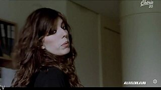 LOU DOILLON'S NUDE HANDJOB IN 2002 SEX SCENE!