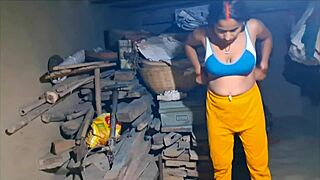 Desi boyfriend girlfriend outdoor sex explodes into hardcore bhabhi sucking rimming frenzy