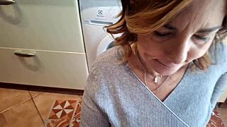 hey mature teresa jones, why come suck and fuck while i masturbate?