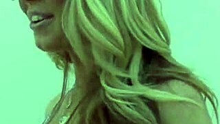 oh god nicole taylor's hot hole gapes wide taking that huge cock deep