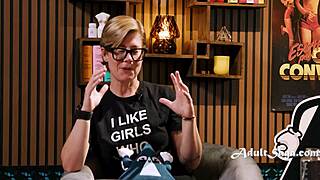 wow check out this steamy interview with 57yo pornstar mindi mink and her 27yo girlfriend mia simone