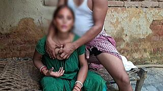 indian bhabi cheats on husband with long deep pussy fingering and licking session