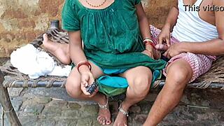 indian bhabi cheats on husband with long deep pussy fingering and licking session