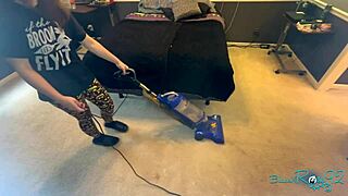 just vacuuming the bedroom before i head out