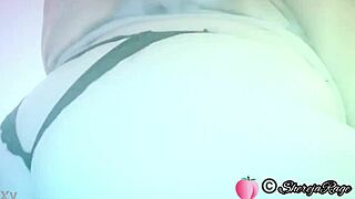 Shereja Rage Shows Off Ass Shaking