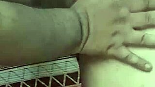 Desi couple enjoys real massage parlour sex
