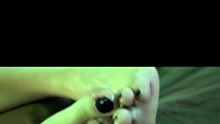 Amateur milf gives her first ever oiled footjob at home