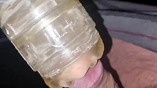 m4rkus77 breeds his fleshlight handsfree in public
