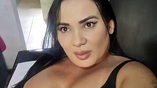 Milf leva massagem no grelao