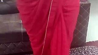 Bhabhi indian wife displays her big tits and ass