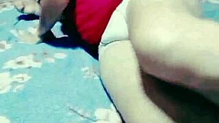 Bad wolf28 webcam shows temptation and suggestive desire for unrestrained pleasure and public arousal