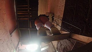 Profesor hace upskirt a sus estudiantes nalgonas de plomeria y electricidad