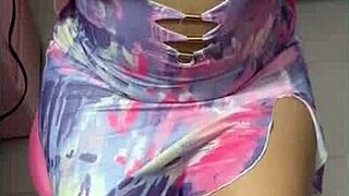naukarani saw malik naked in bathroom on holi