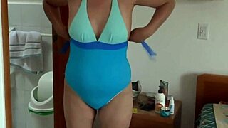on the beach i masturbate watching as stepmom puts on a bikini to go in search of a man