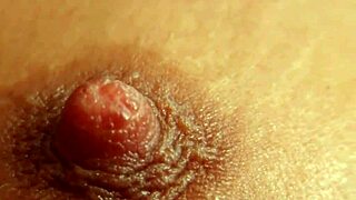 give me pink slim babe in solo masturbation