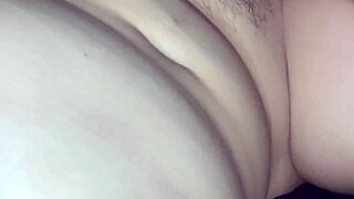 kinamot ang puke dahil walang kantot