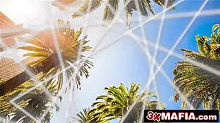Exhibitionist ebony moriah mills fucks outdoors in public