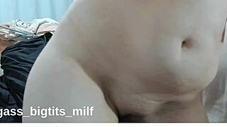 B g t ts masturbate p nk soles