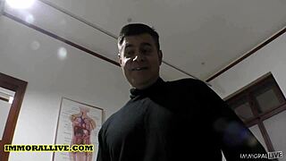 Amaranta hank colombian nurse with huge tits cures a gringo!