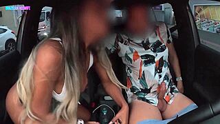 Wife Blows Cuckold In Traffic Carnival