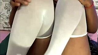 pussy squirting fun solo