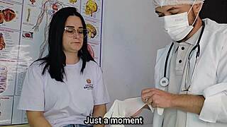 Student visits doctor for sensitive vagina