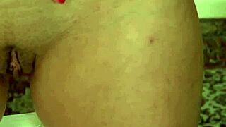 American milf tricia needs orgasmic pleasure