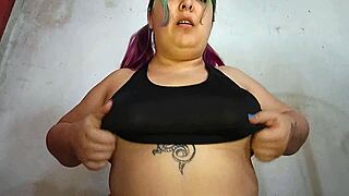 smell my sweet yoga pants and jerk your small dick
