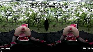hotkinkyjo inserts apples in loose ass