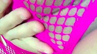 hermosa chica india con grandes tetas shows her body