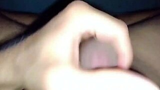 im too hot and i pull out my milk now