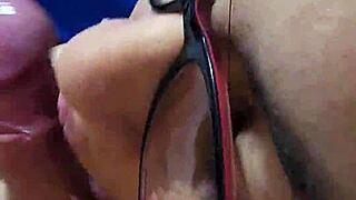 colegiala chupa verga por primera vez 😳 despues de salir del colegio