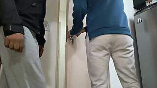 motoboy ganha boquete como pagamento do cliente