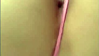 i really enjoy using my nice dildo it feels amazing