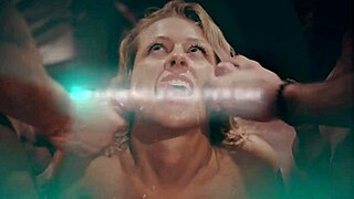 Túžim po dotyku môjho ex-manžela v olejovanej nuru masáži.